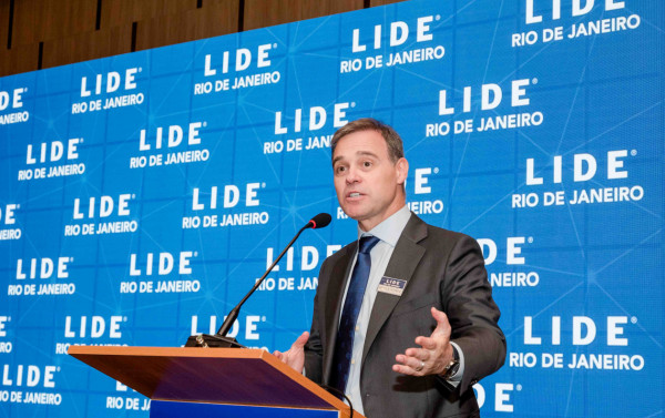 1_andre_mendonca_1239-399754